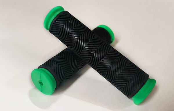 2- PAR DE PUÑOS MTB SOFT GRIP N/VERDE 125MM CONFORT