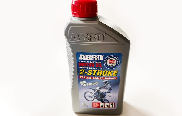 2- ACEITE MOTO 2 TIEMPOS ABRO 1 LITRO