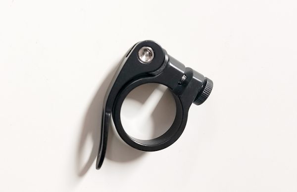 2- GAZA DE ASIENTO AL NEGRO 31.8 QUICKRELEASE